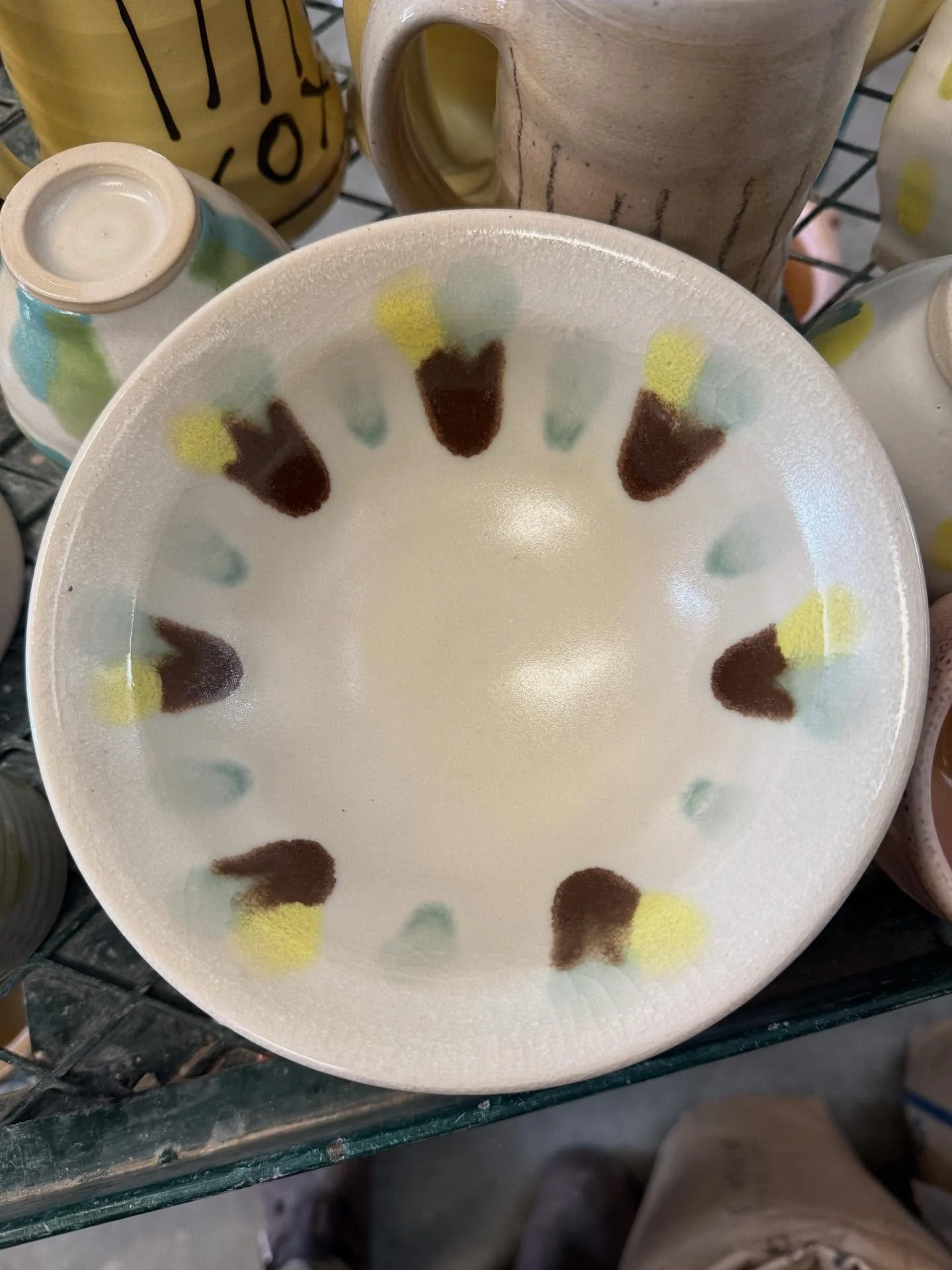 Some bowls from my last firing, I&rsquo;m excited about where these are going! More testing needed&hellip;

#pottery #ceramics #sodafired #sodafiredpottery #contemporaryceramics @archie_bray