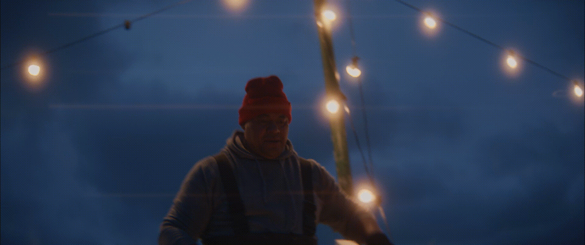 Nissan Navara 'Built for the grit shift'