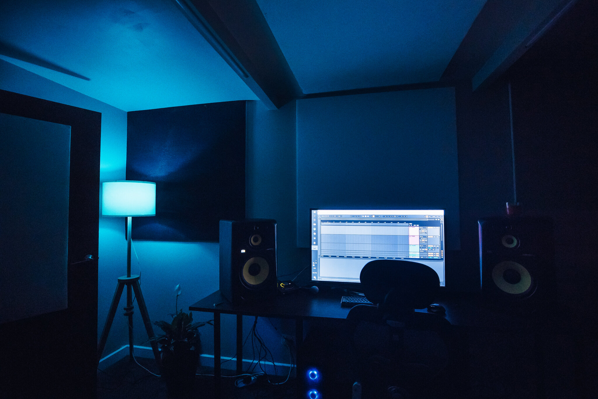 ANNANDALE_STUDIO_PHOTOS-JORDANMUNNS-@jordankmunns-24.jpg