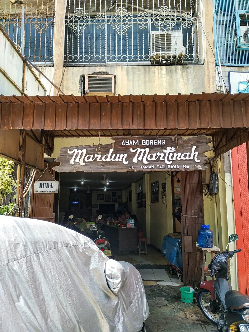 Legit Lembut Ayam Goreng Mardun Martinah