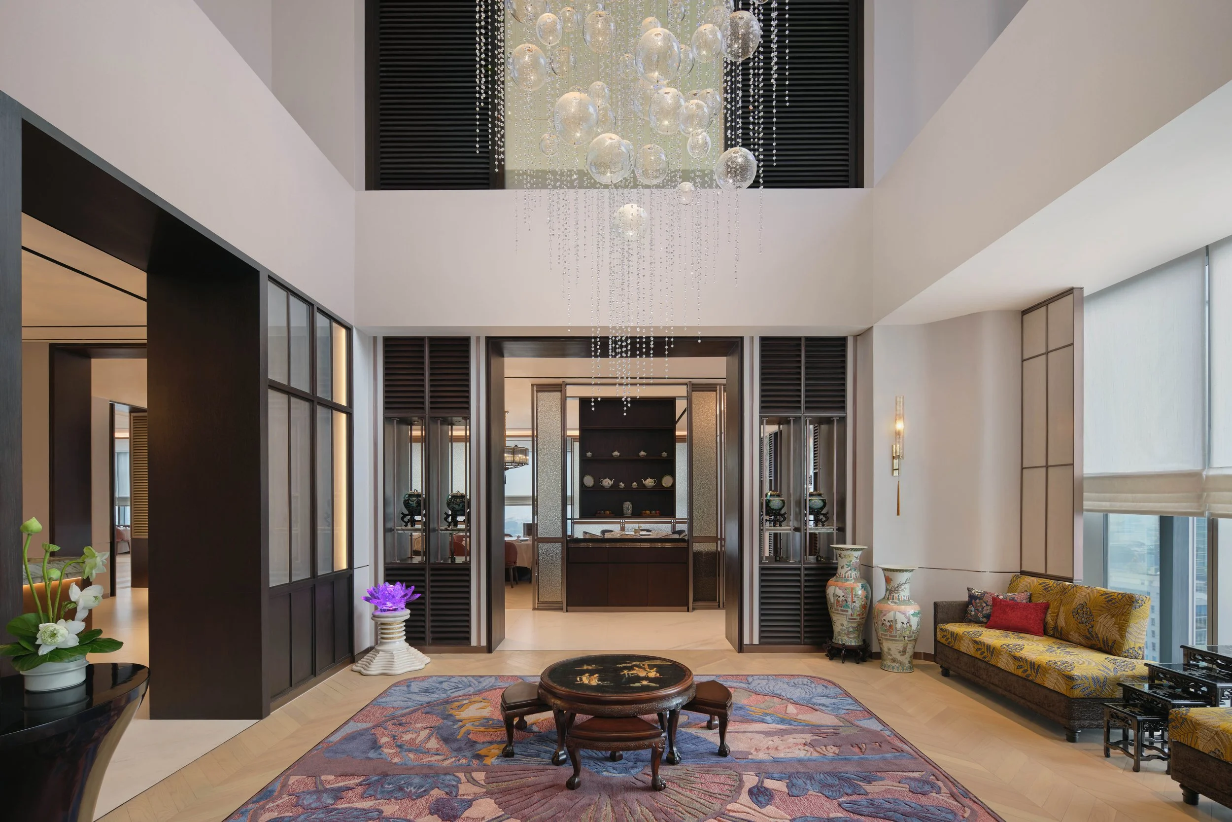 PHJ_LILIAN_LOBBY_ENTRANCE.jpg