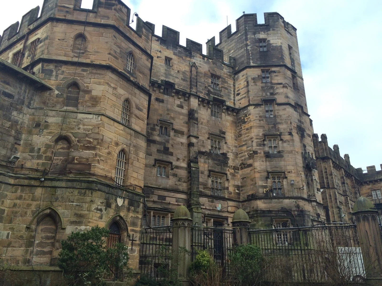 Why were there prisoners of war at Lancaster Castle?