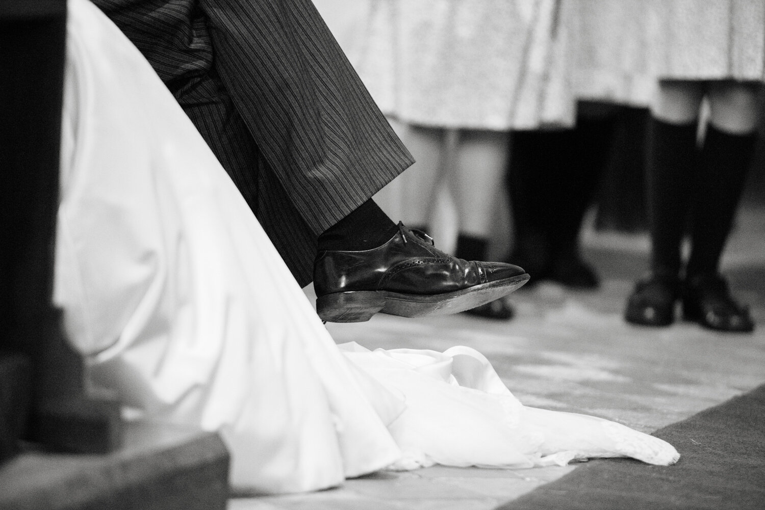 church-marquee-large-wedding-photography-64.jpg