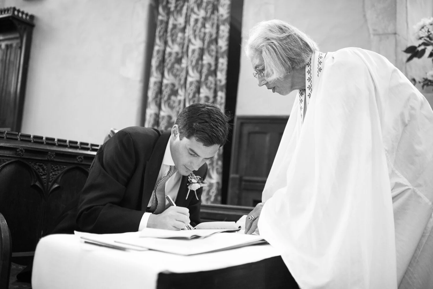church-marquee-large-wedding-photography-66.jpg