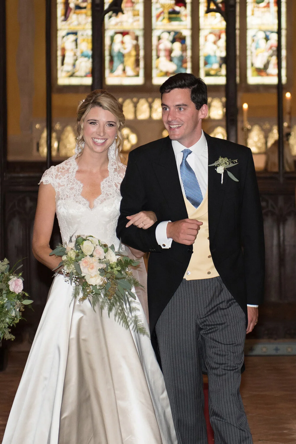 church-marquee-large-wedding-photography-70.jpg