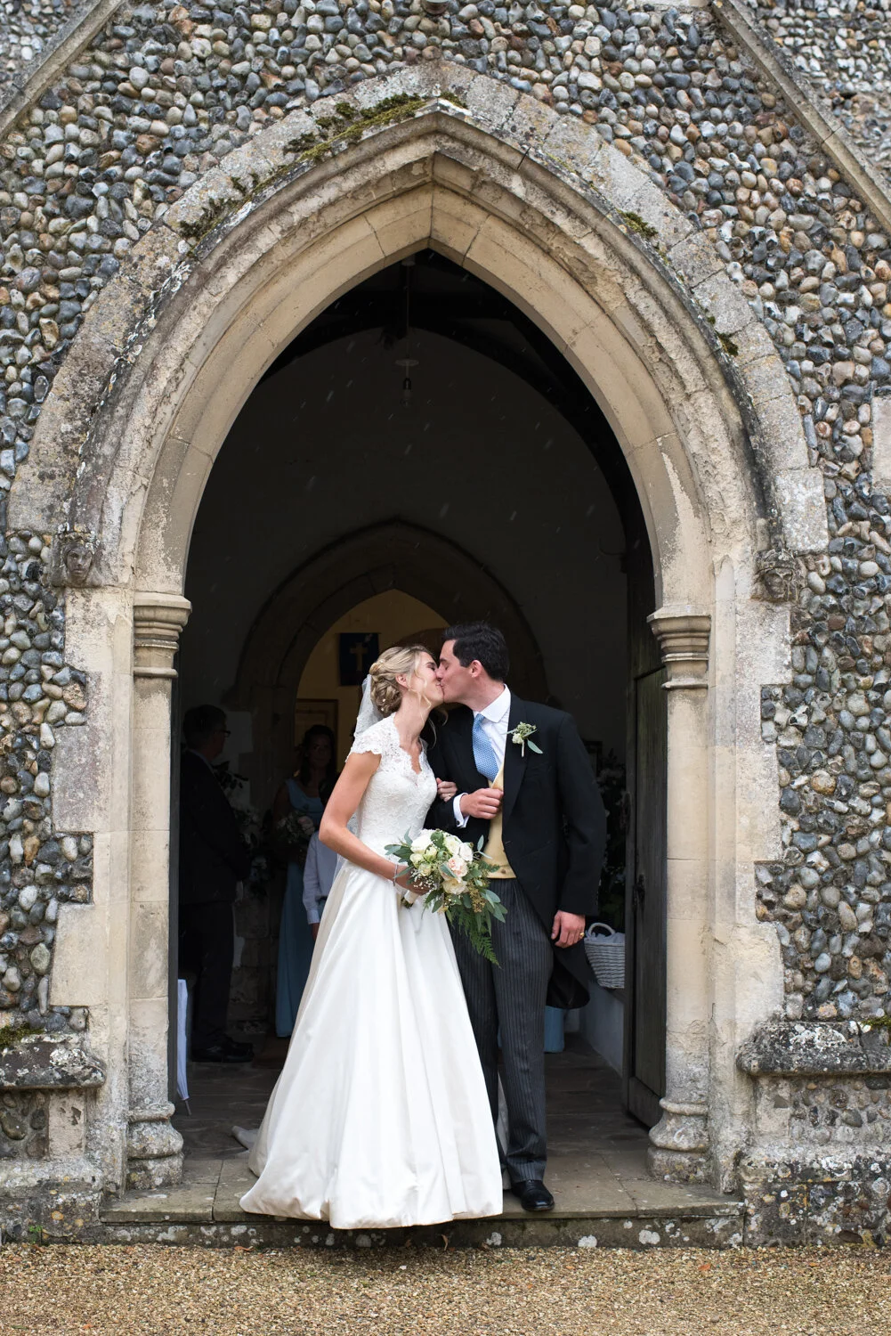 church-marquee-large-wedding-photography-71.jpg