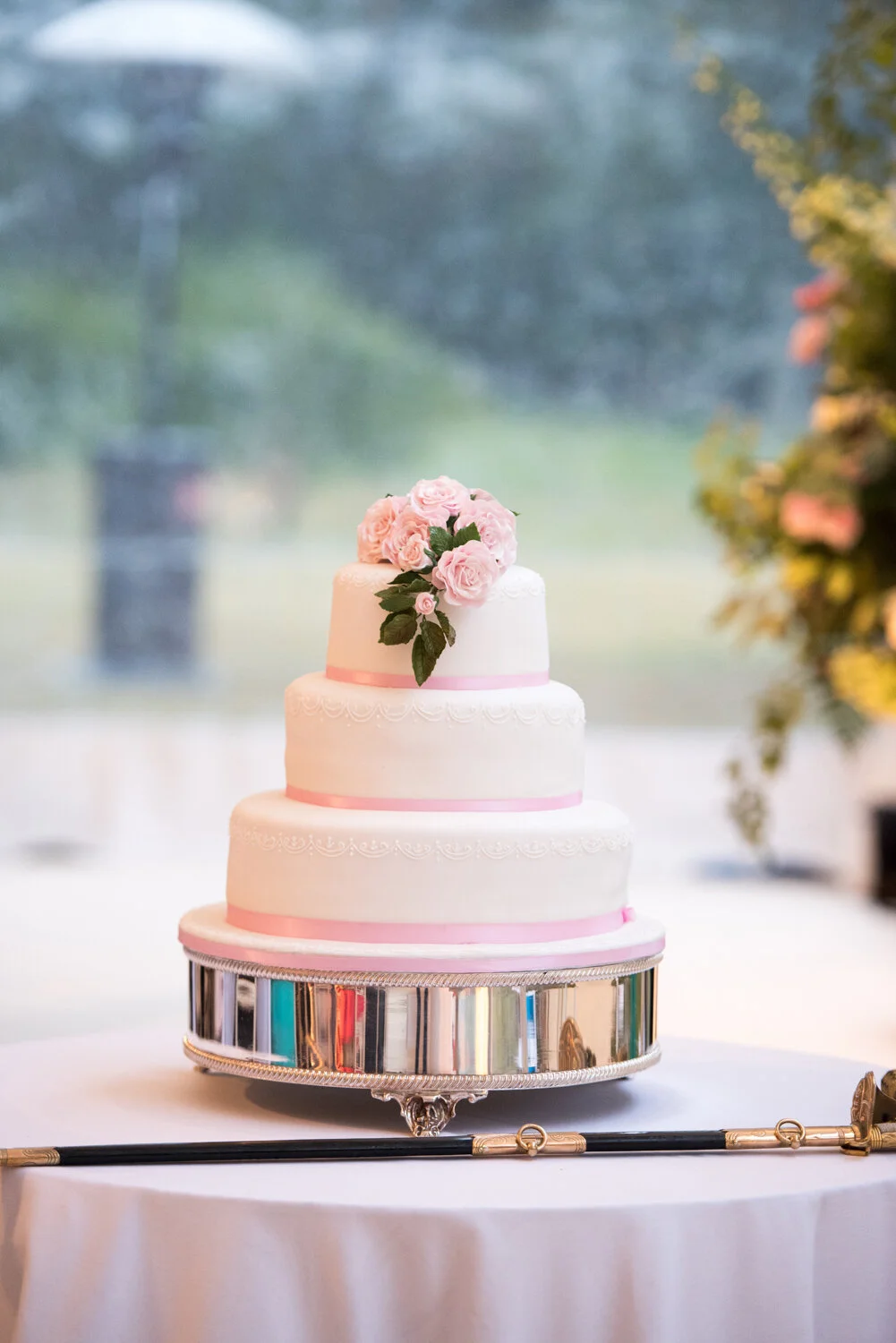 church-marquee-large-wedding-photography-119.jpg
