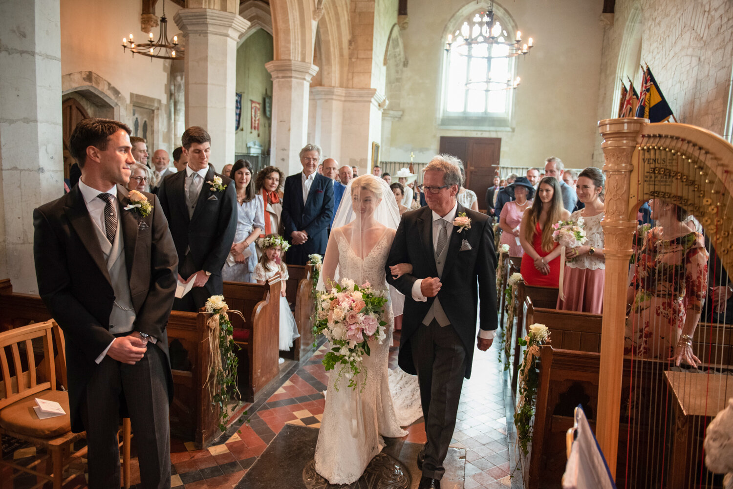 documentary-wedding-photographer-buckinghamshire-47.jpg