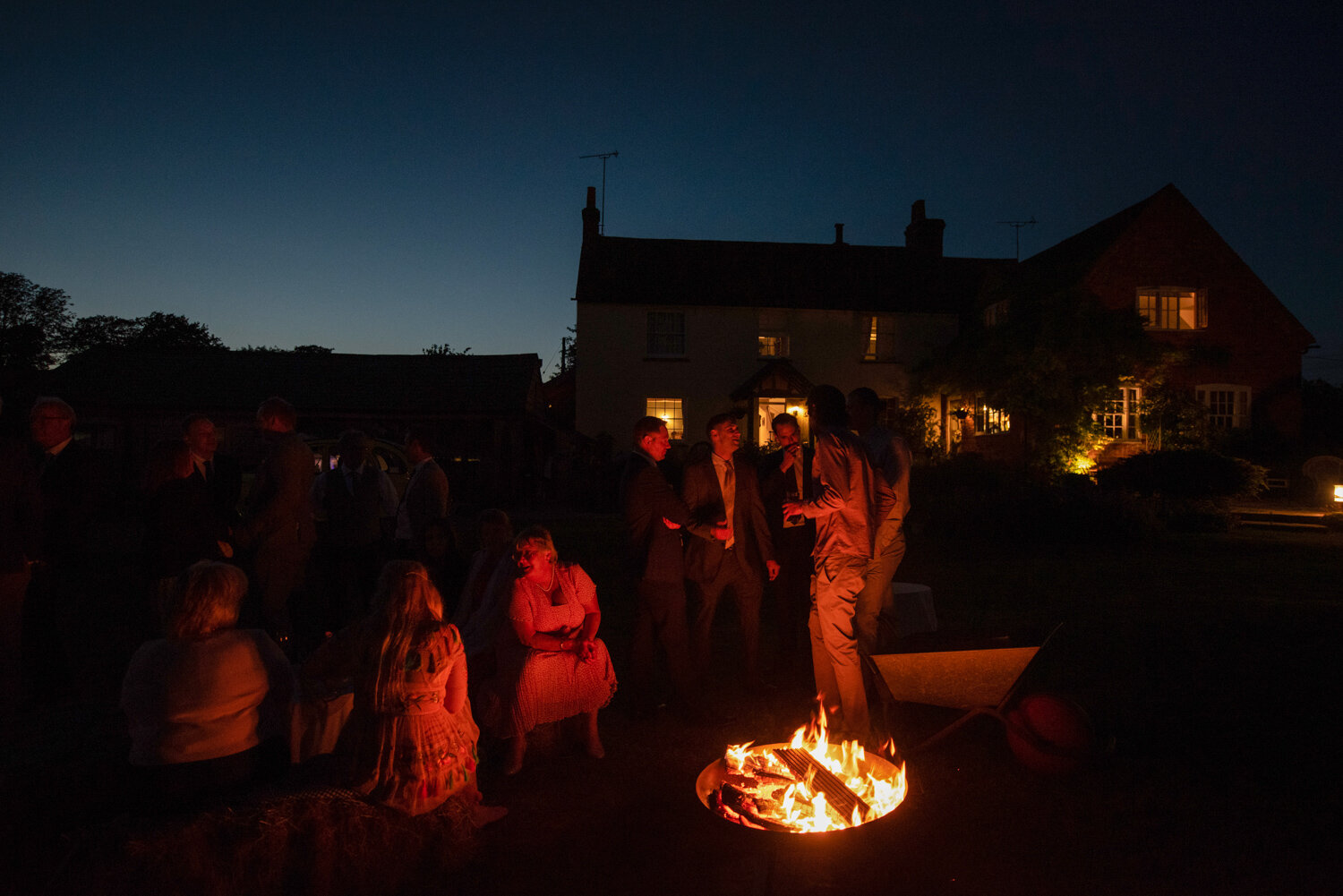 documentary-wedding-photographer-buckinghamshire-125.jpg