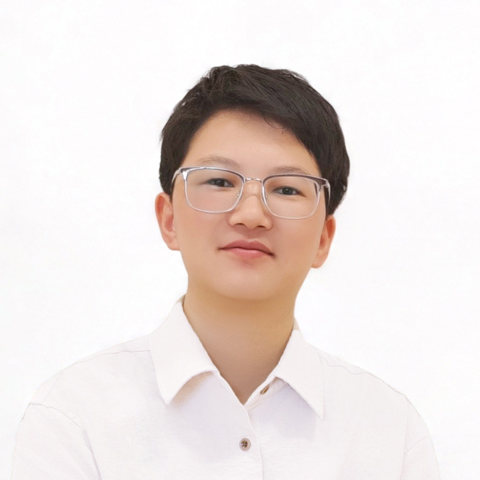 Headshot of Dr Yuxia Liu   