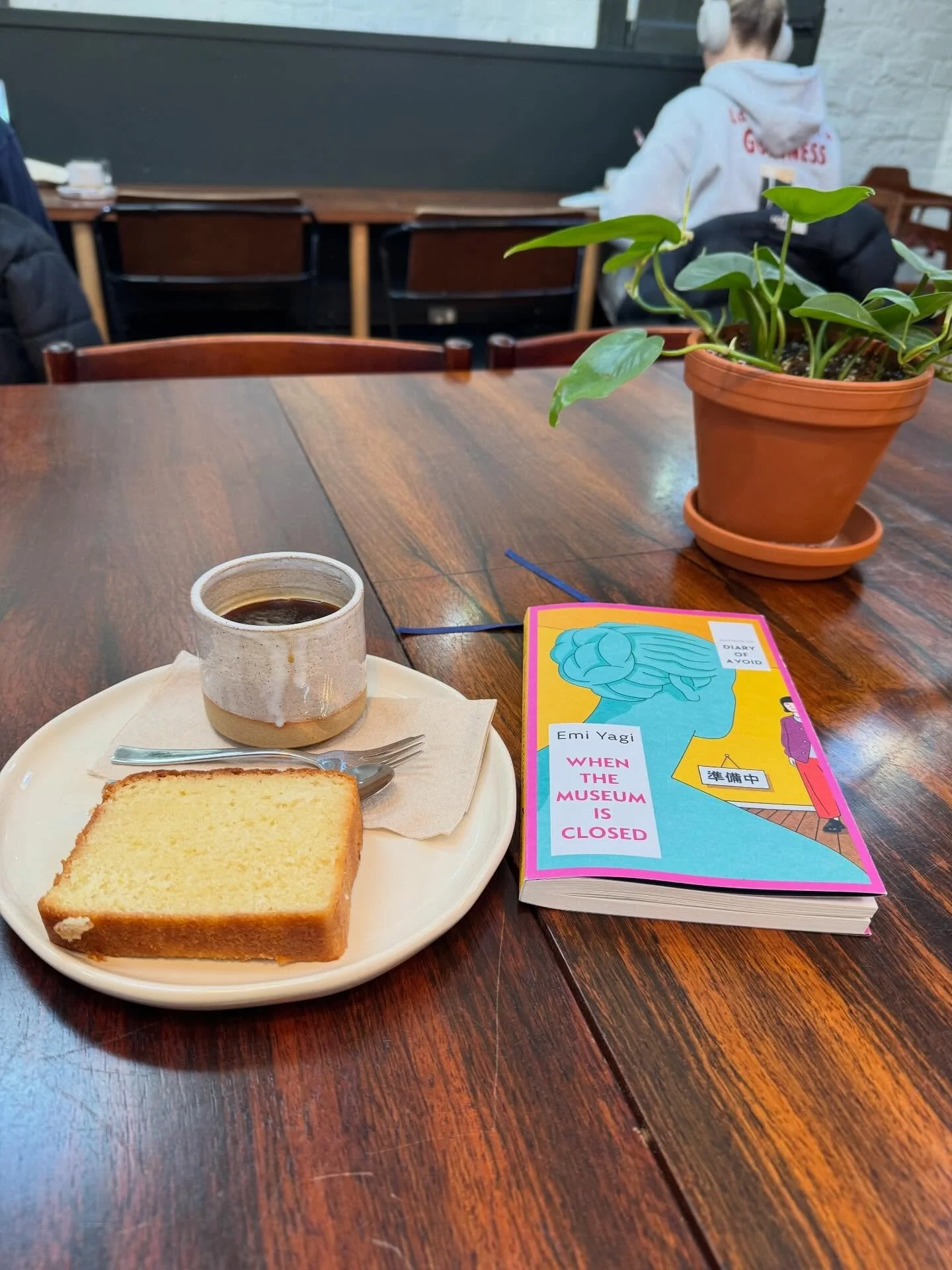 March Inspiration 🌿
If you are seeing this post, you are on Instagram right now.
Scrolling. Maybe watching reels.
Of course, there is great content here. You can even learn Japanese on Instagram.
But too much scrolling can make your brain tired. You