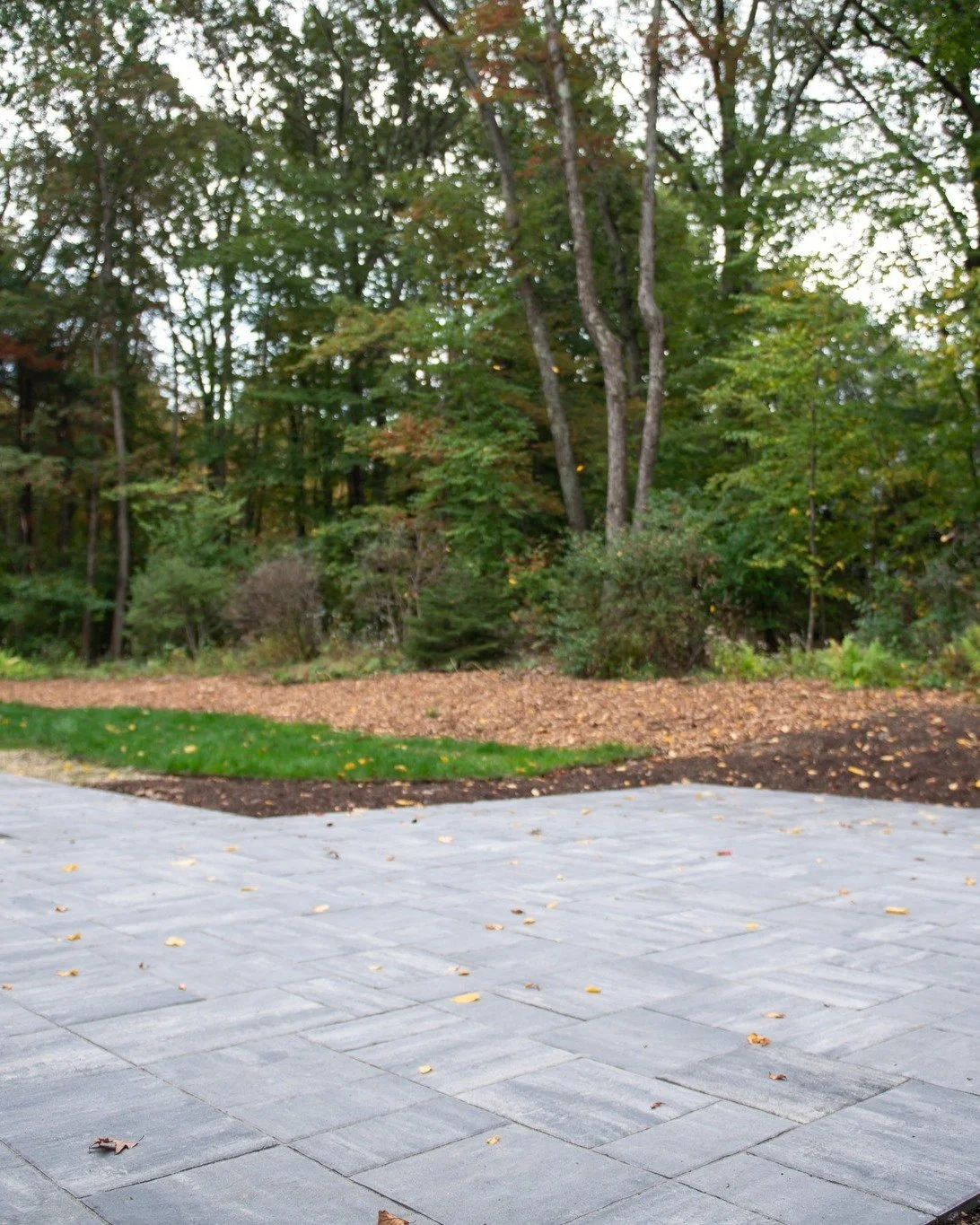 🌿 Project Update!
Remember our behind-the-scenes patio install? The stonework is complete and it’s looking beautiful.
Next up: Planting! We can't wait to see the design planted to bring life to this space!
Here’s a quick peek at the go
