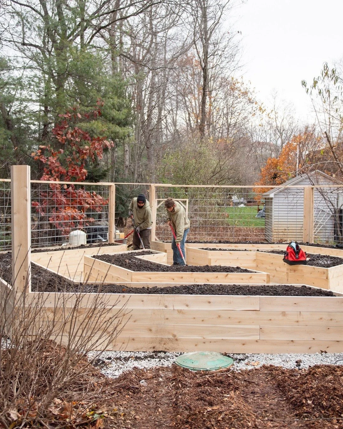 Here&rsquo;s a behind the scenes look at a recent project! We built this custom raised garden bed in our wood shop, and now that it&rsquo;s going in at our client&rsquo;s property, the whole space is already transforming.

Soon it&rsquo;ll be soaking