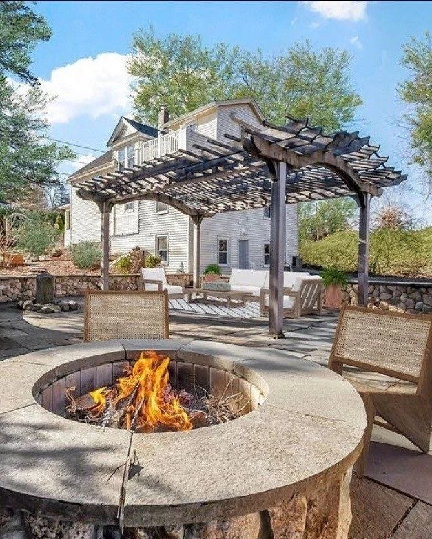 We hear time and time again how sensational our native gardens are. Buzzing with life, filled with smells and colors and textures.

We know that to enjoy these spaces, you need a space to sit.
Watch birds with your morning coffee.
Soak up the sun, or
