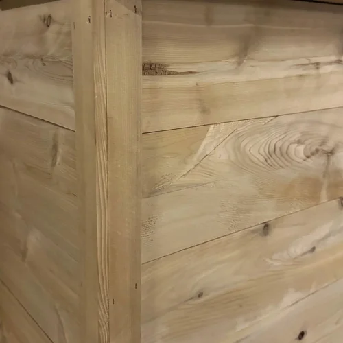 Corner trim detail from the Reimagined Roots shop