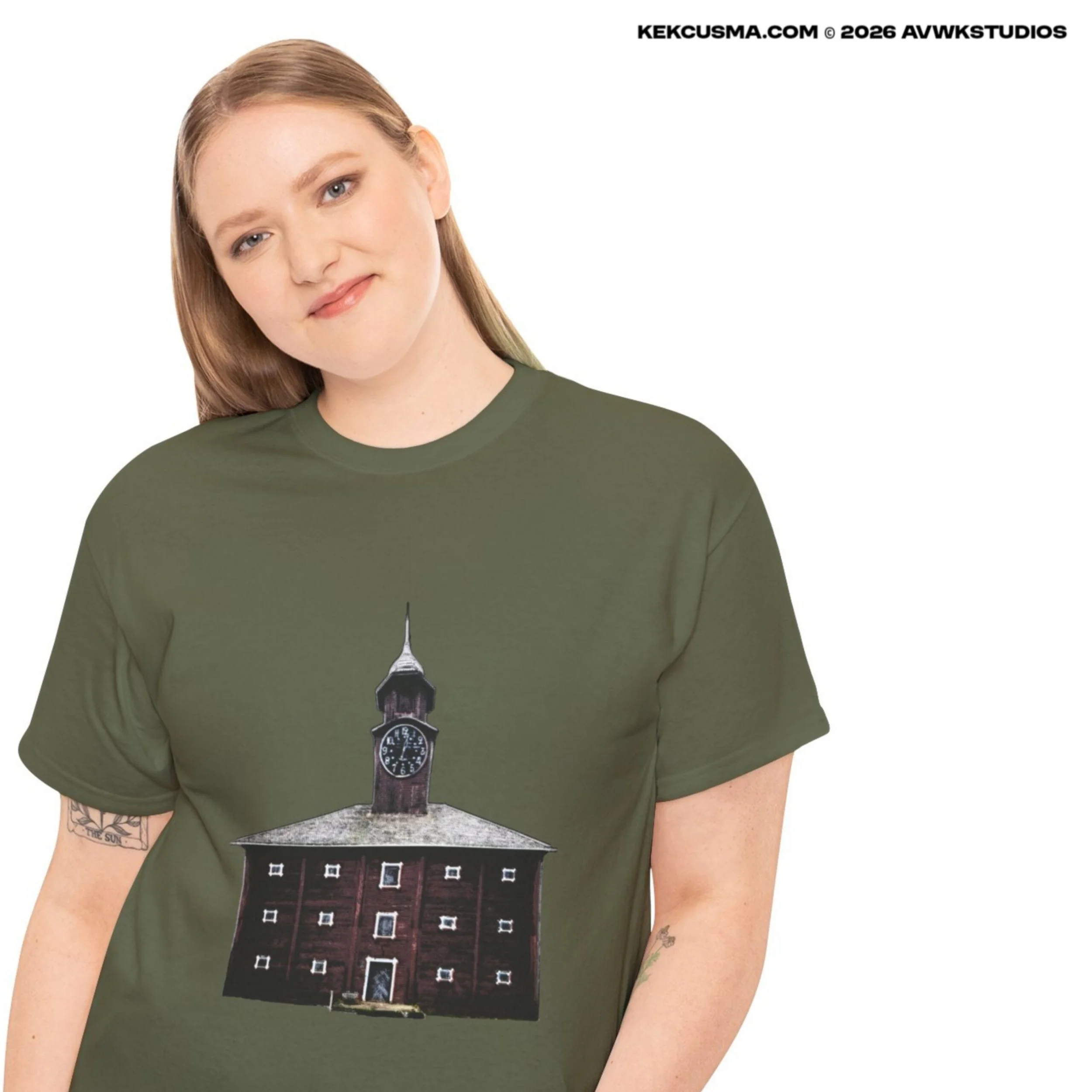 TAPULI SIGNATURE ANCIENT MILITARY GREEN T-SHIRT PERSON AVWKSTUDiOS © 2026 kekcusma.com.jpg