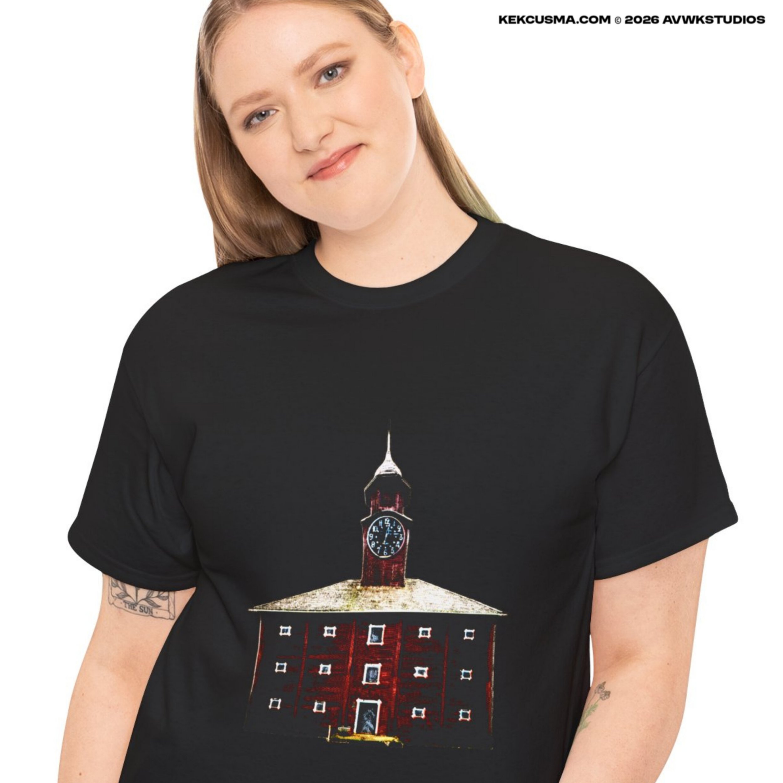 TAPULI SIGNATURE BRIGHT BLACK T-SHIRT PERSON AVWKSTUDiOS © 2026 kekcusma.com.jpg