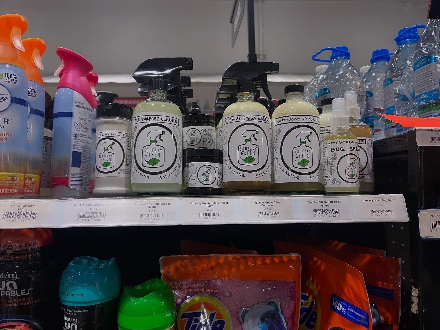 Restocked @o4wmarket 

#squeakygreen #squeakygreencleaningco #greencleaning #local #shoplocal #market #farmersmarket #organic #green #natural #atl #atlanta #madeinatlanta #atlantasmallbusiness #atlsmallbusiness #marketday #shopsmall