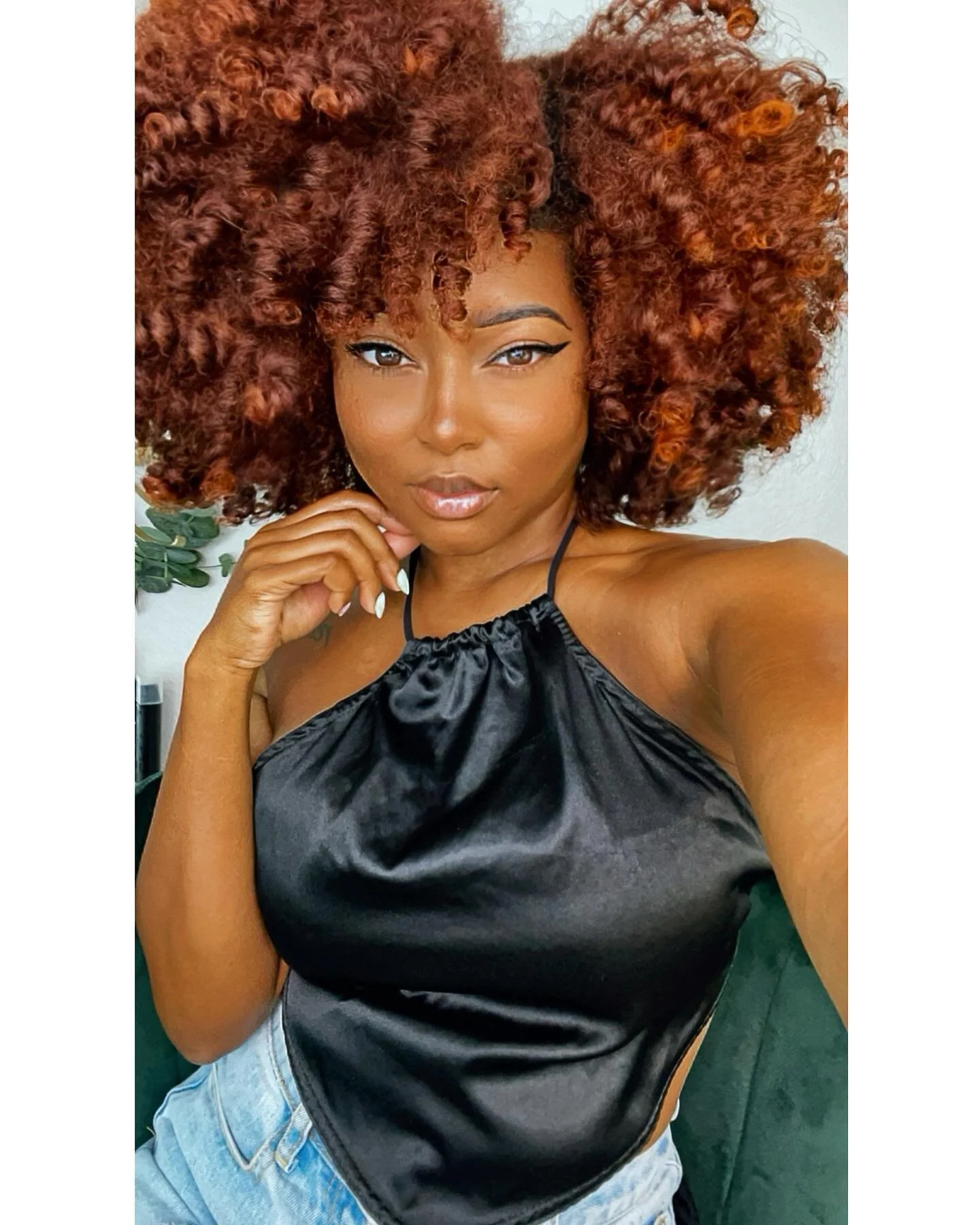 Hmm&hellip; Should I go more ginger 🧡 or more brown 🤎? COMMENT BELOW!

For those wondering how I maintain my color&mdash;check out my YouTube channel! It&rsquo;s almost entirely dedicated to hair care and I even have videos with tips for coloring. 