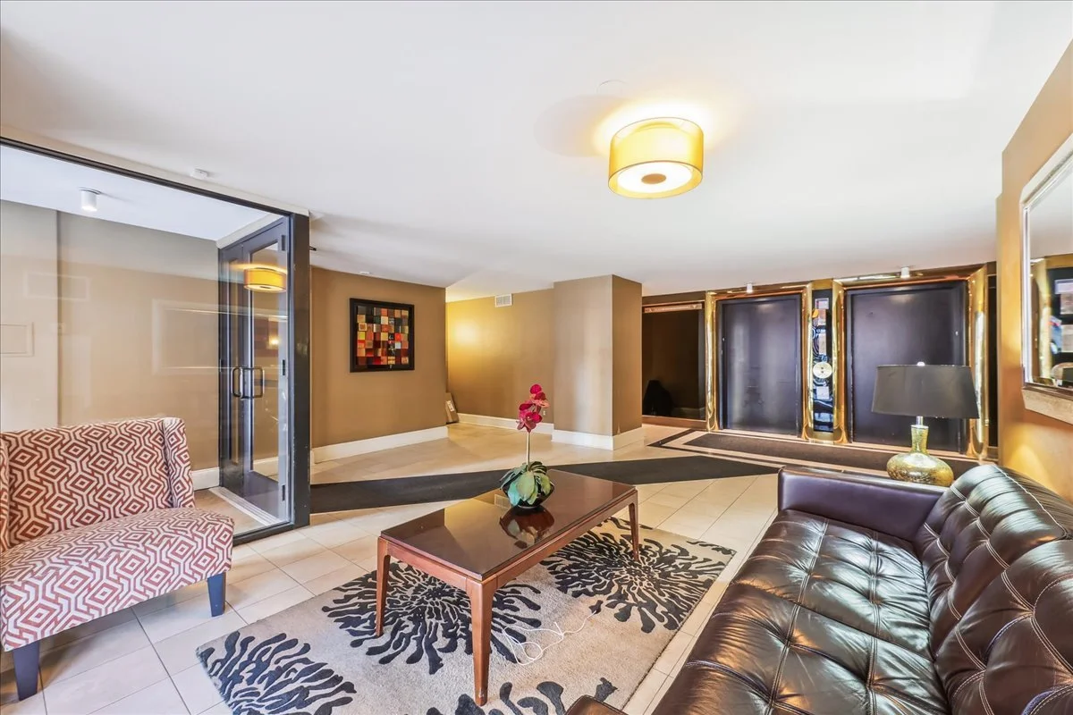 28-1245 13th St NW Lobby.jpg