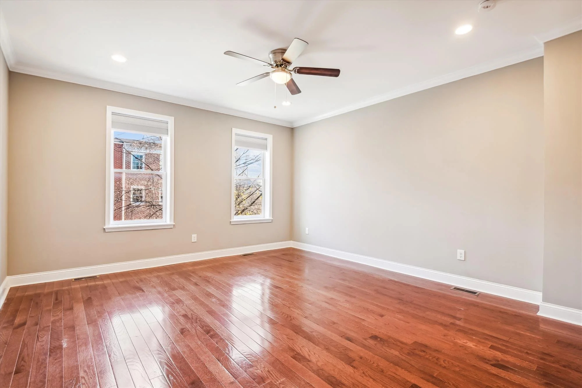 interiors-primary bedroom-_dsc9743.jpg
