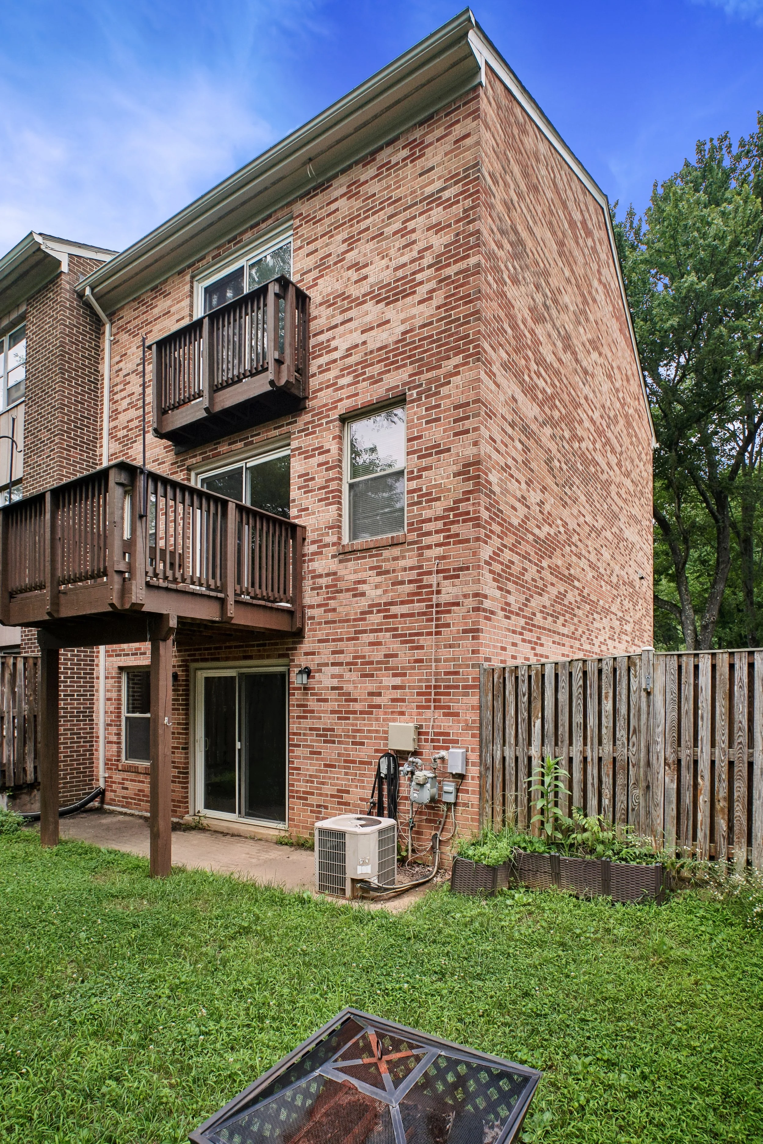 39-Back Elevation.jpg
