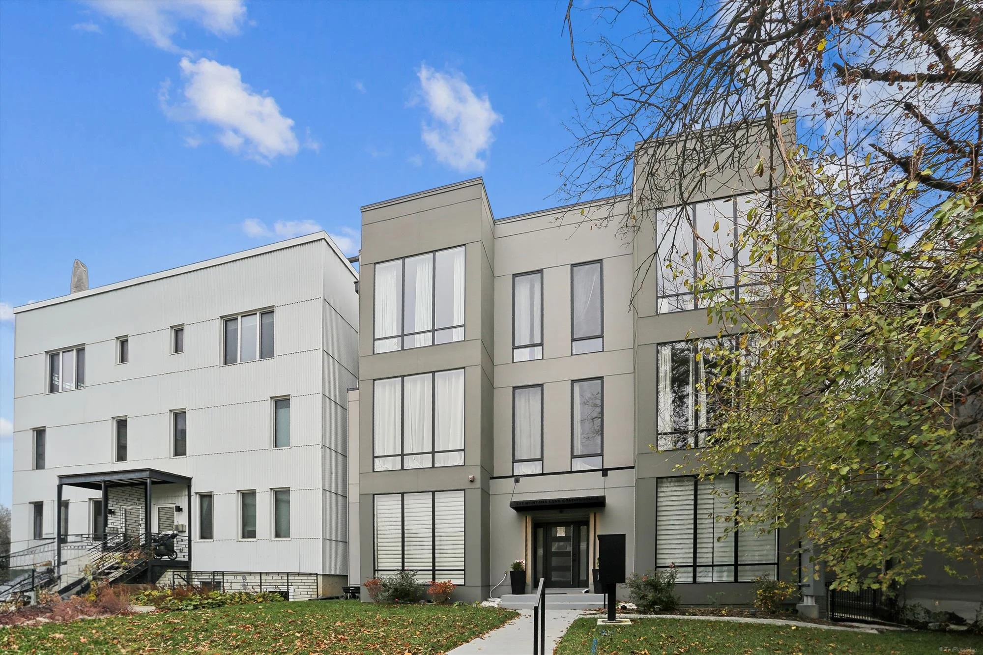 amenity-front elevation-img_4745.jpg