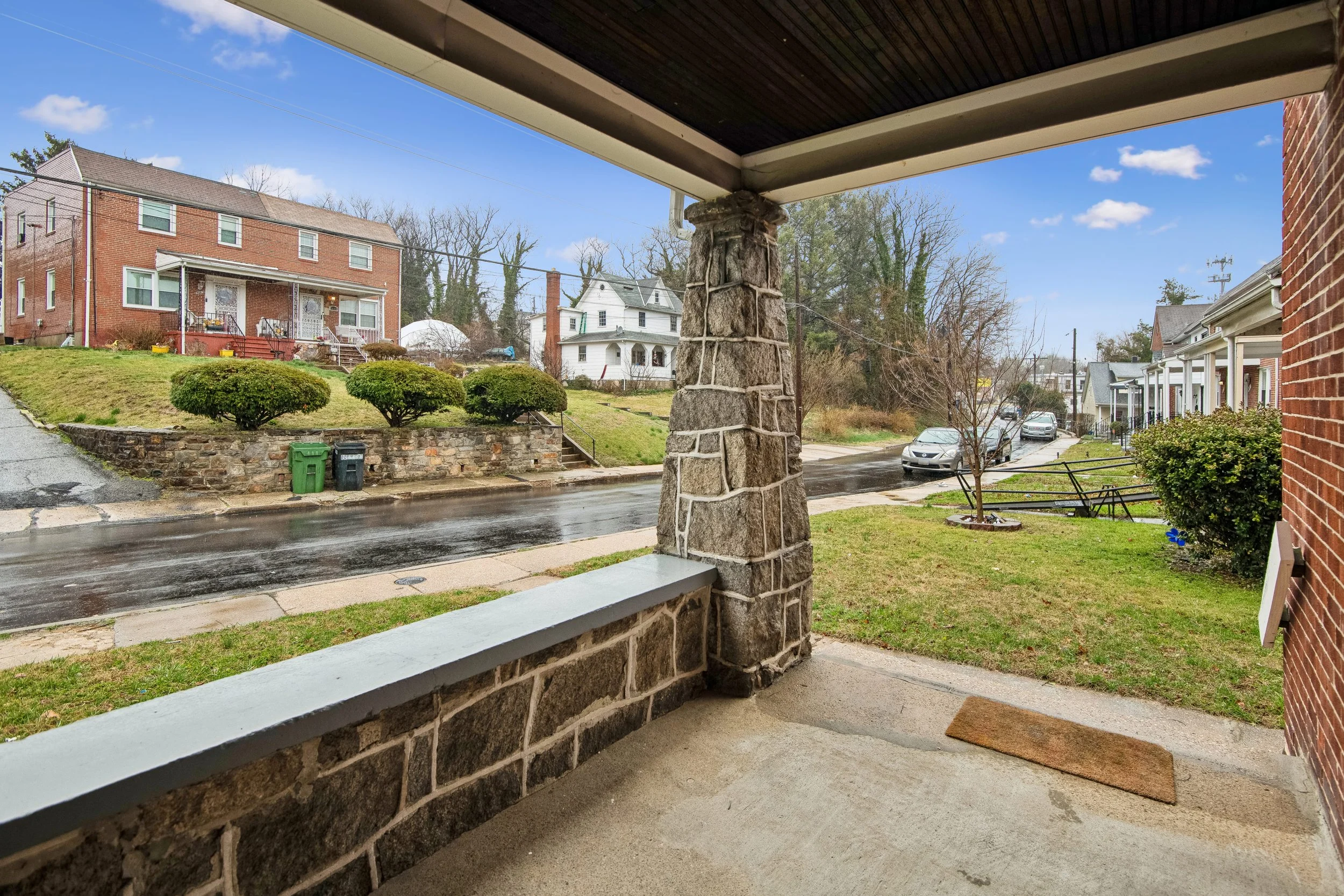 03-Porch.jpg