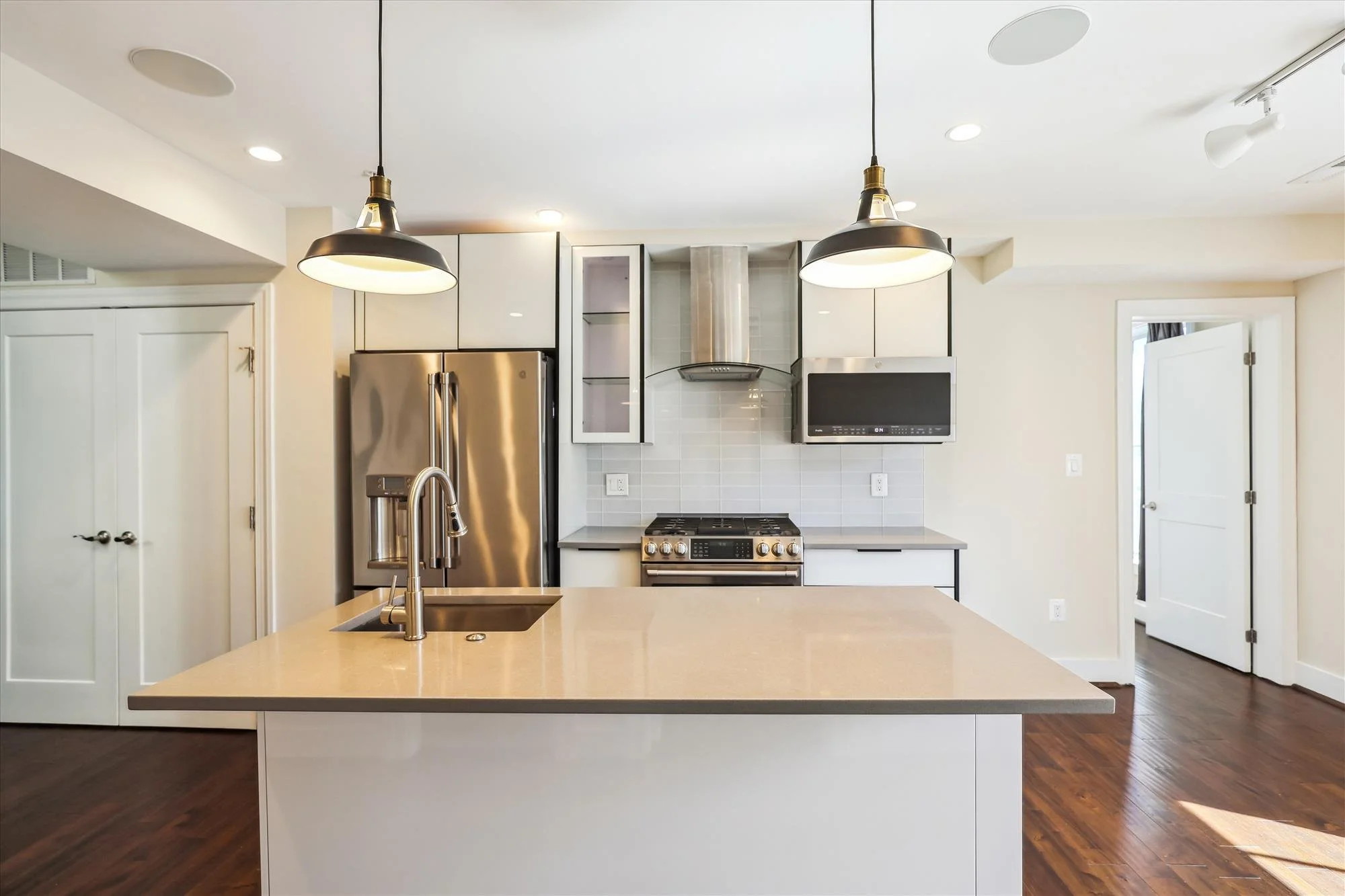 main level-kitchen-613a5718.jpg