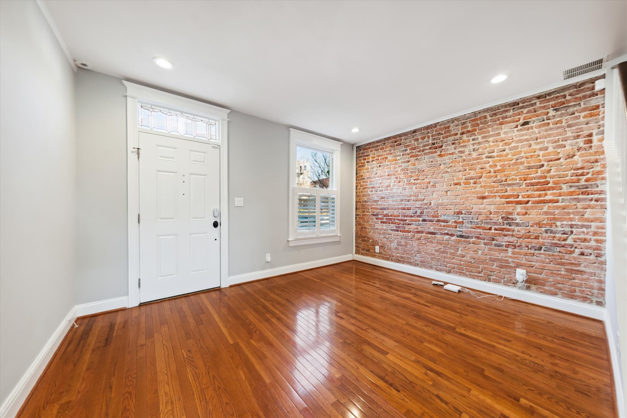 main level-living room-_dsc3460.jpg