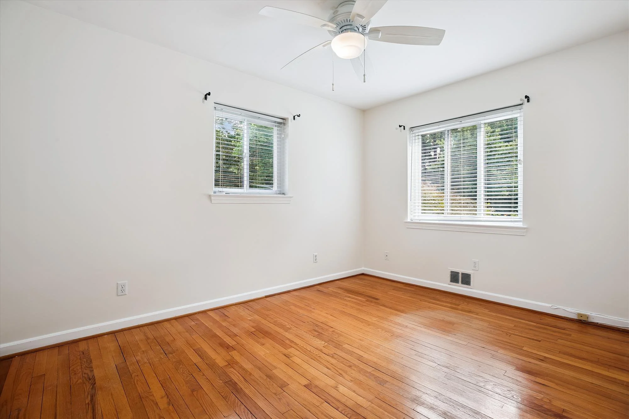 interiors-bedroom 2-_mg_7249.jpg