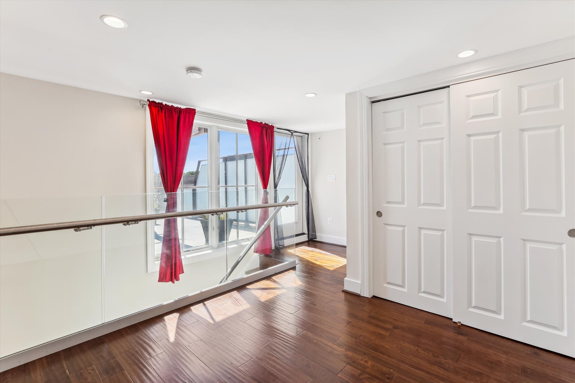 upper level-loft-613a5628.jpg