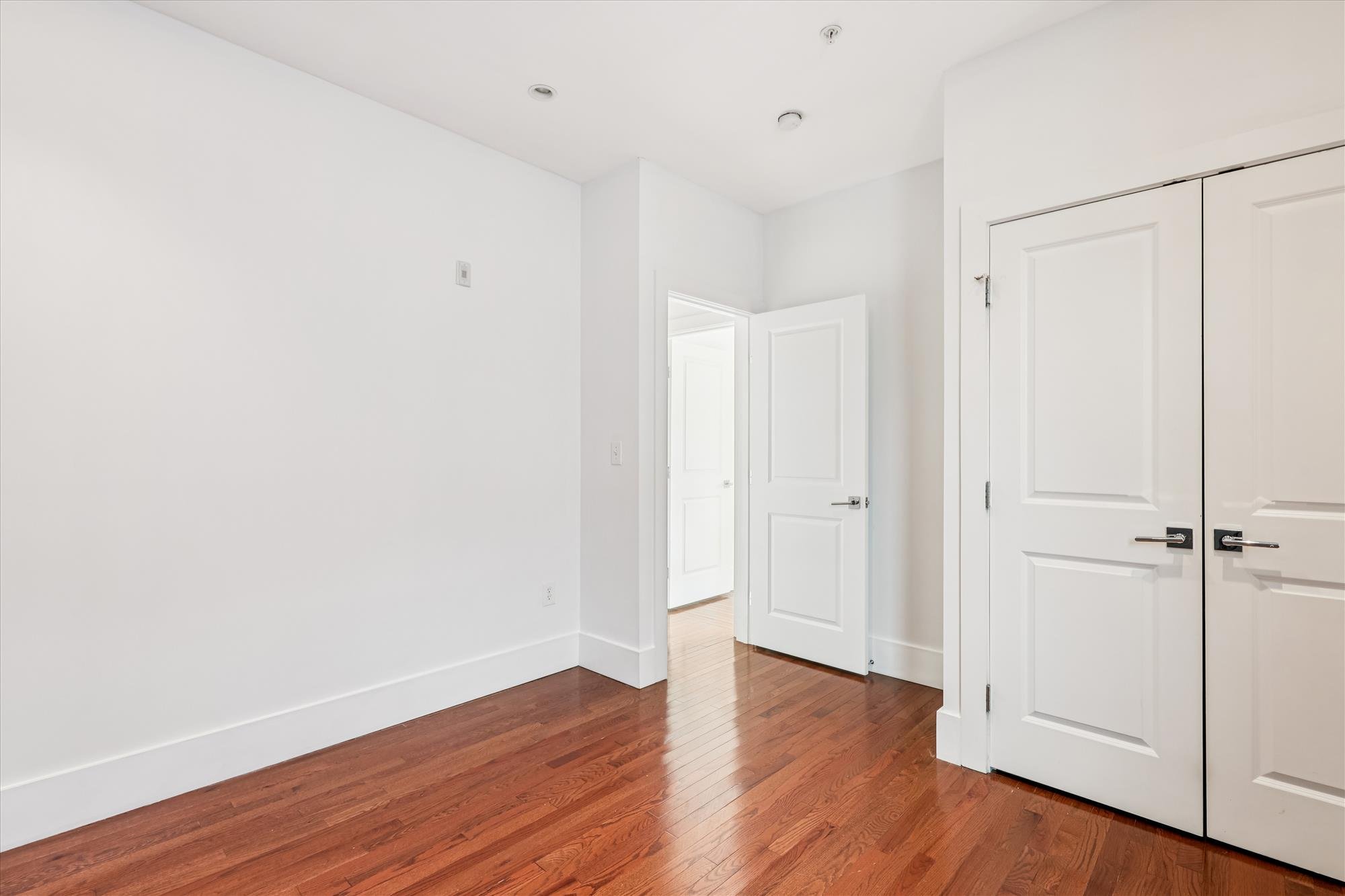 interiors-bedroom 1-613a3913.jpg