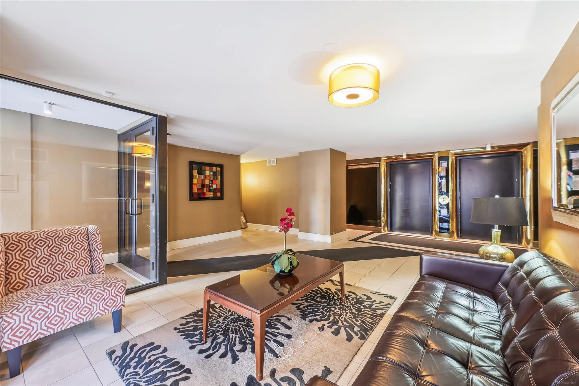 amenity-1245 13th st nw lobby-a1939.jpg