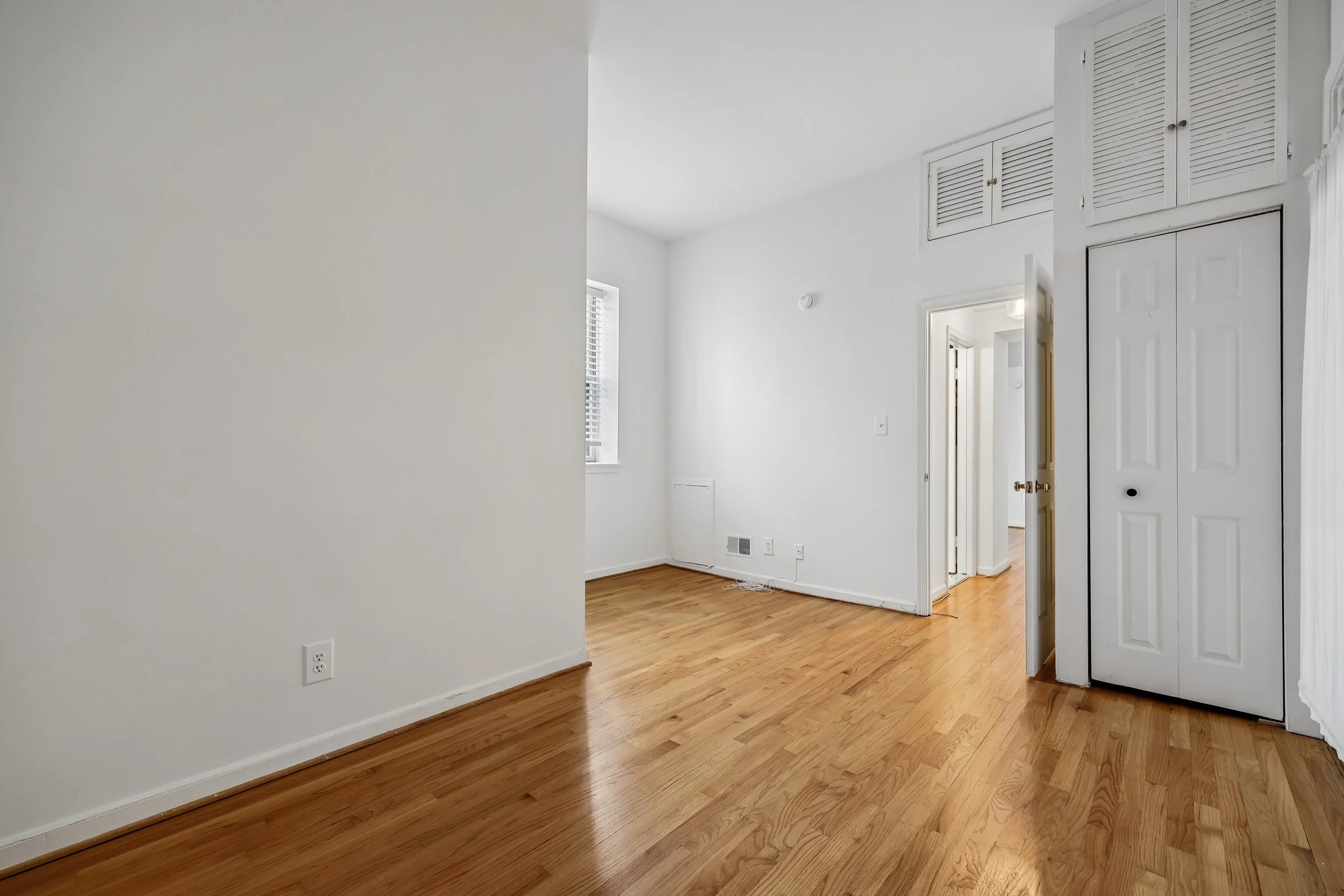 15-Bedroom.jpg