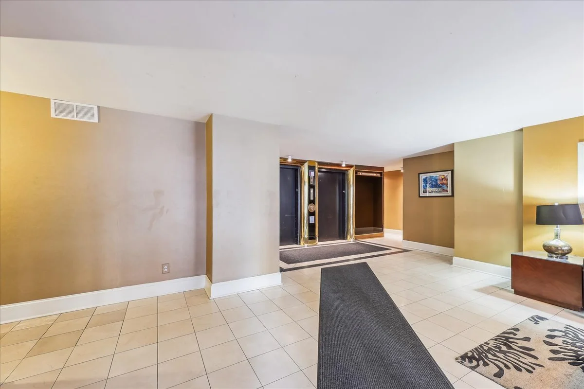 27-1245 13th St NW Lobby.jpg