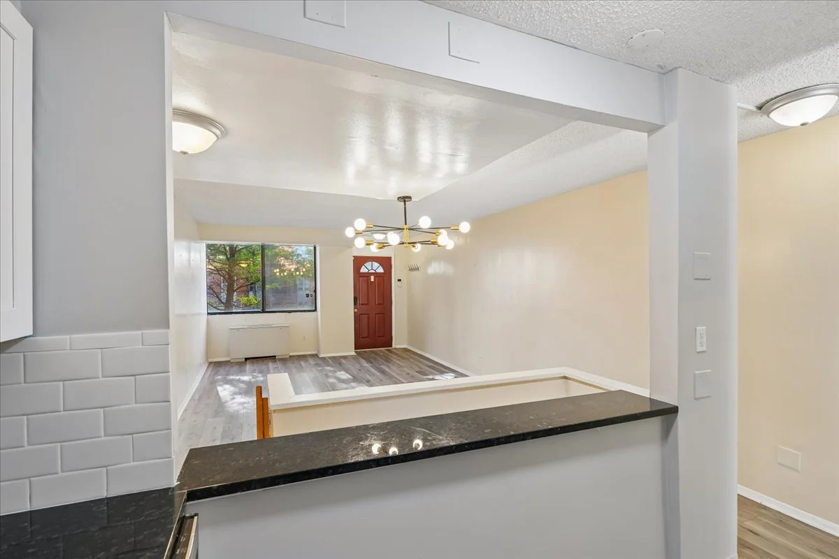 11-Kitchen.jpg