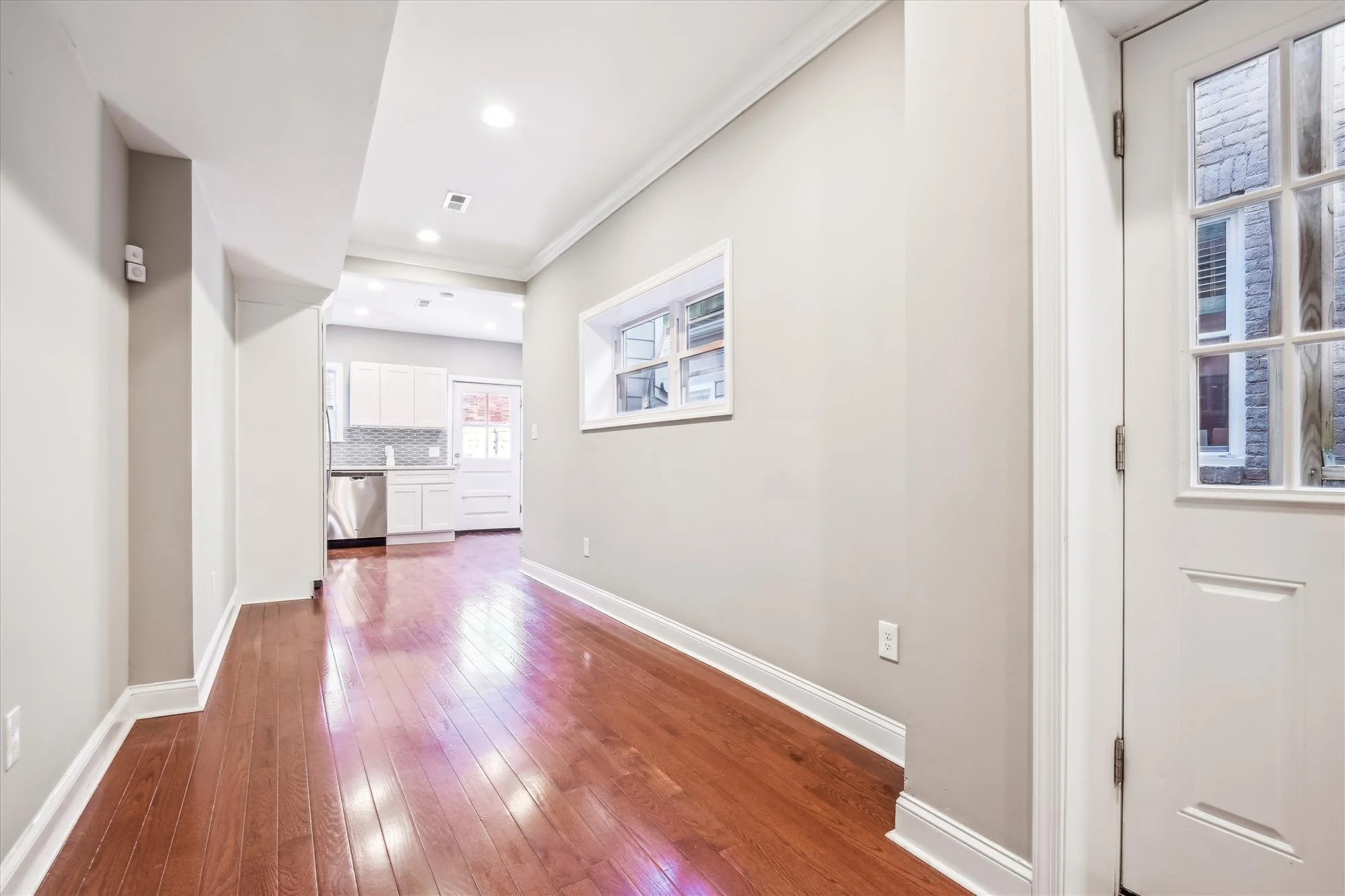 interiors-dining room-_dsc9662.jpg