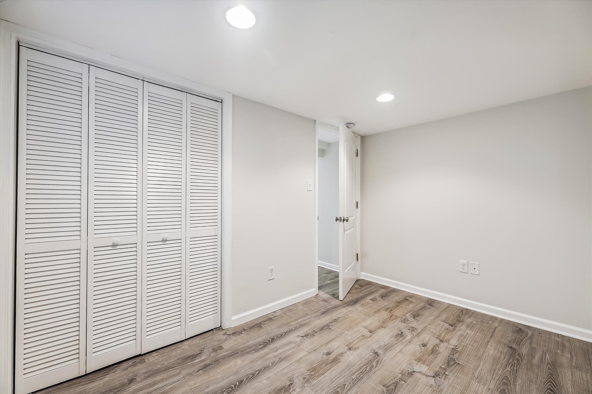 lower level-bedroom 3-a2955.jpg