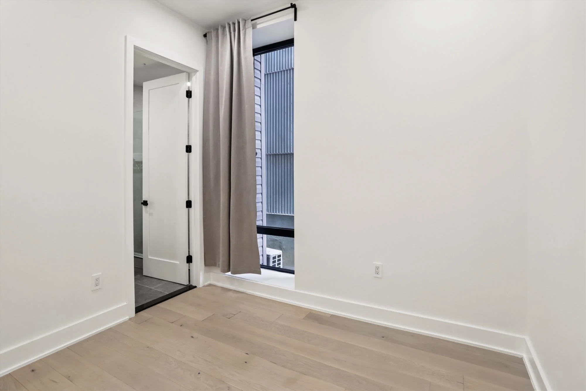 interiors-bedroom 3-_mg_4638.jpg