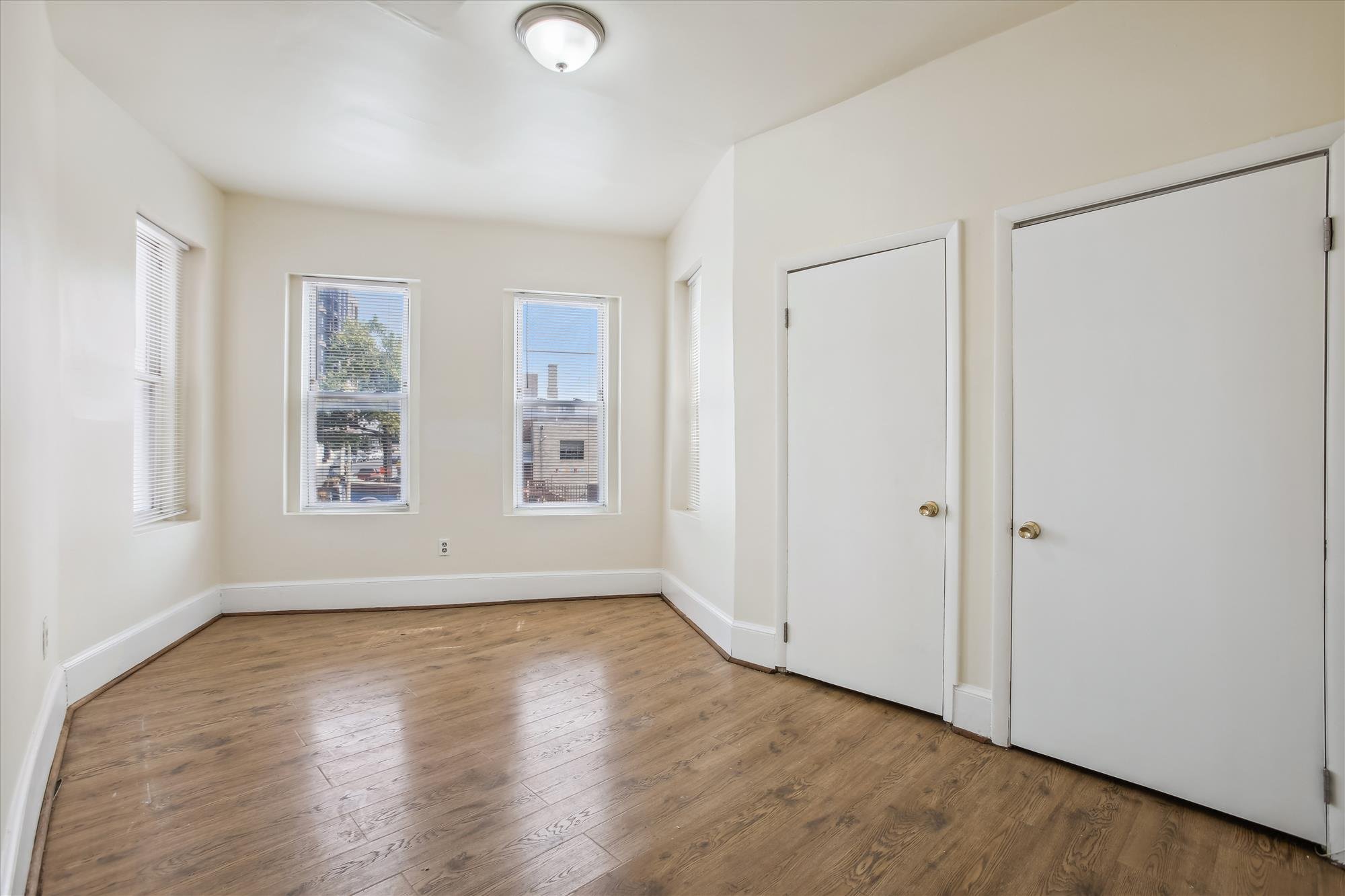 upper level-bedroom 2-_i5a9300.jpg