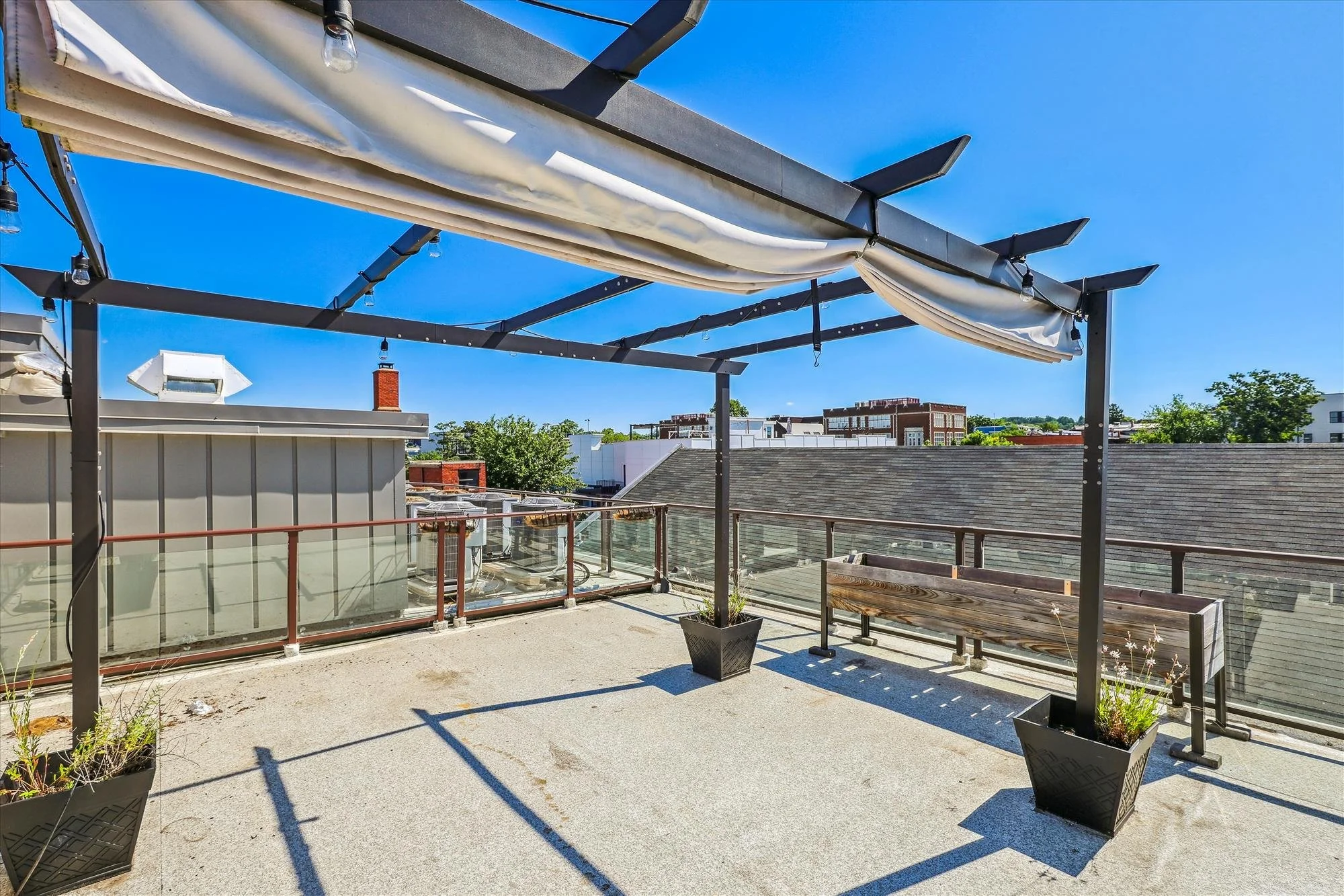 upper level-rooftop deck-613a5633.jpg