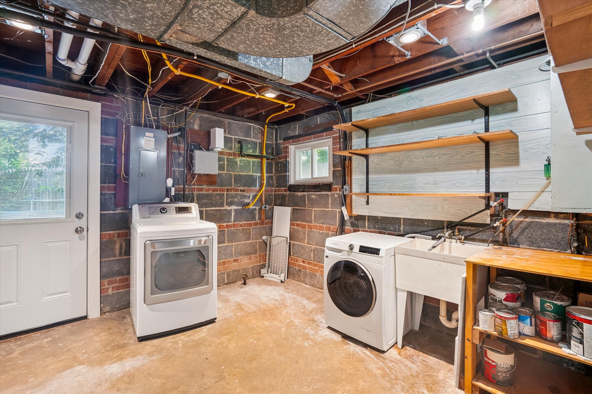 interiors-laundry-dsc05813.jpg