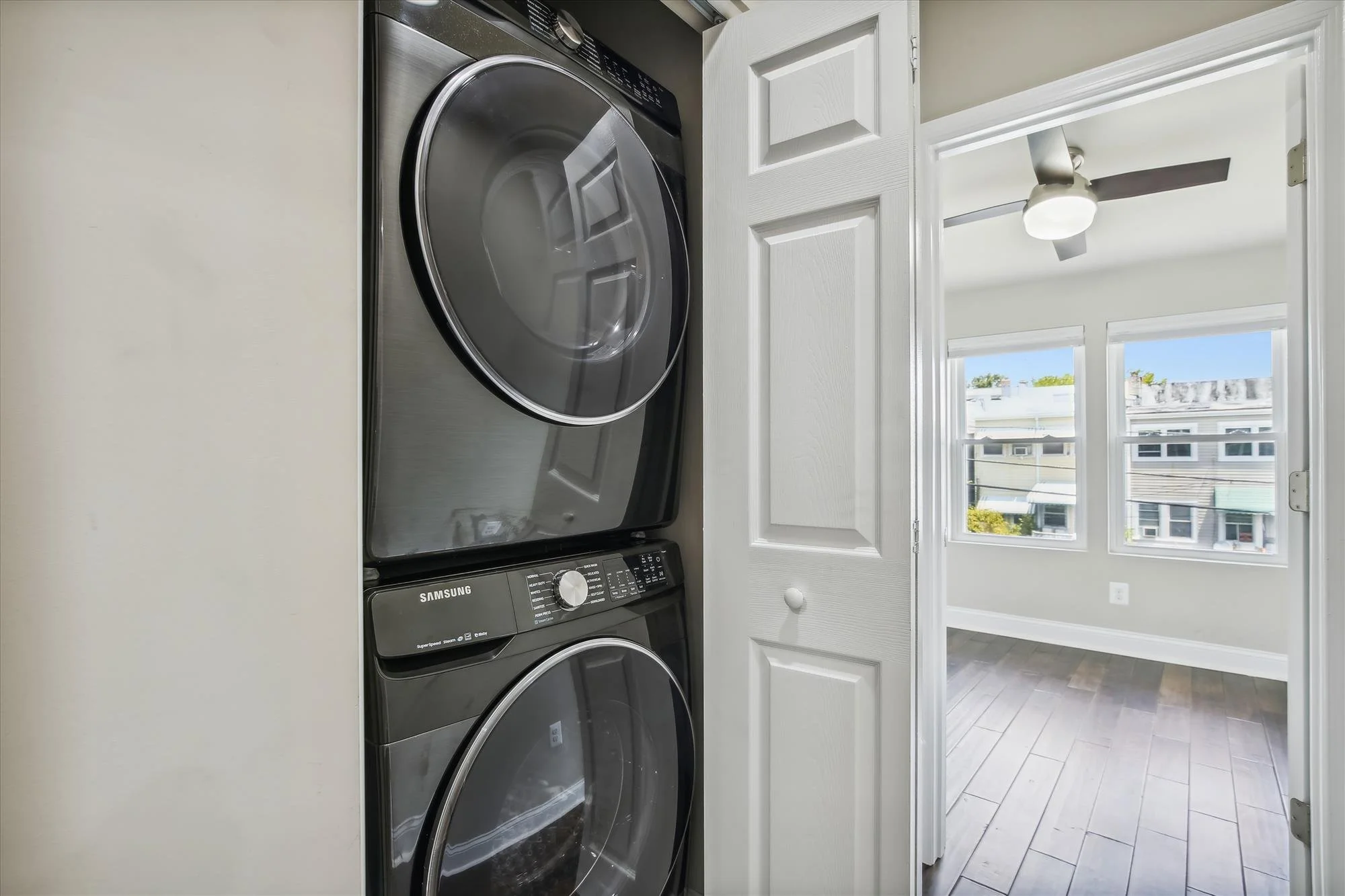 upper level-washer dryer-_mg_7185.jpg