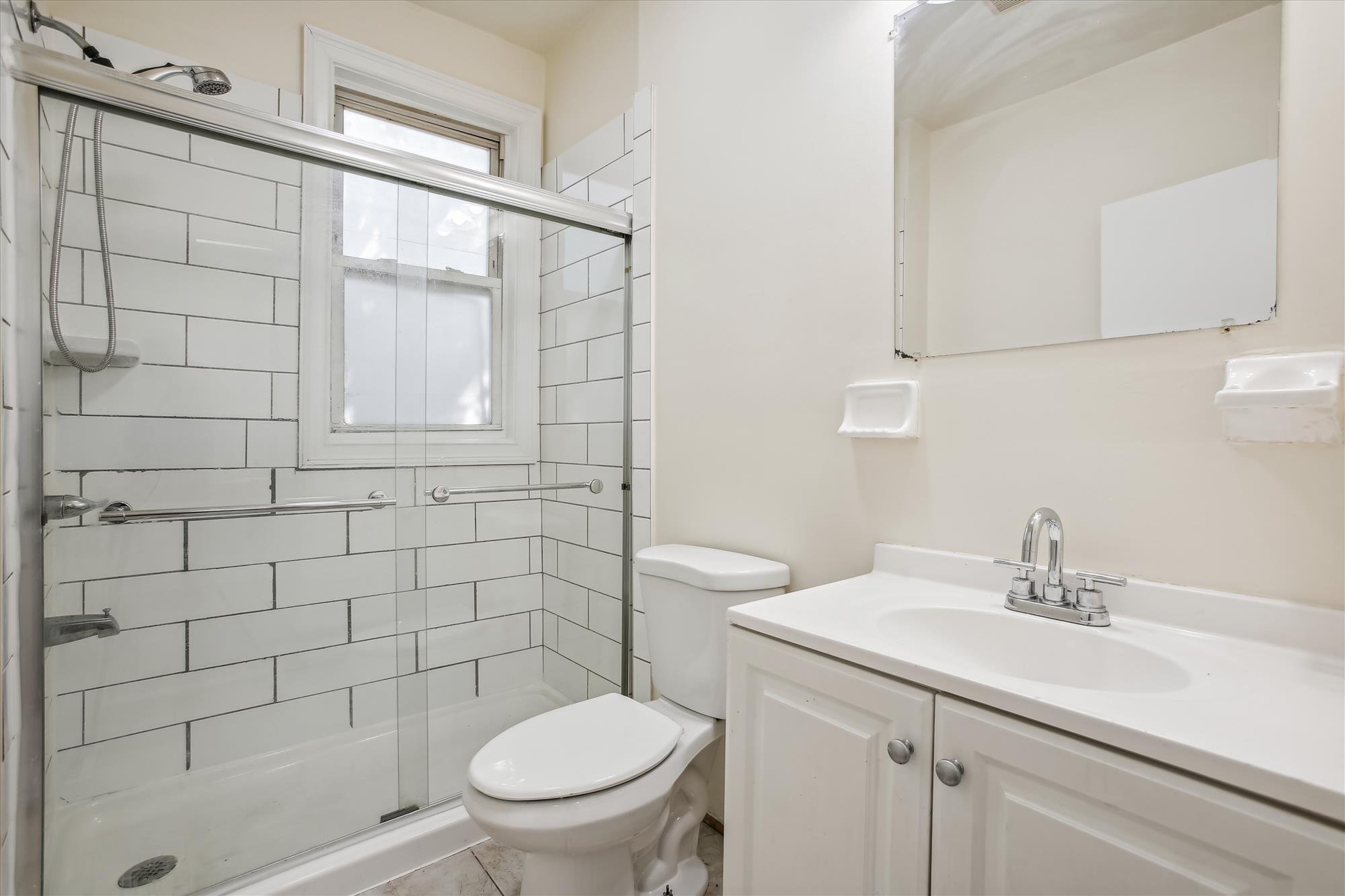 upper level-bath 1-_i5a9295.jpg