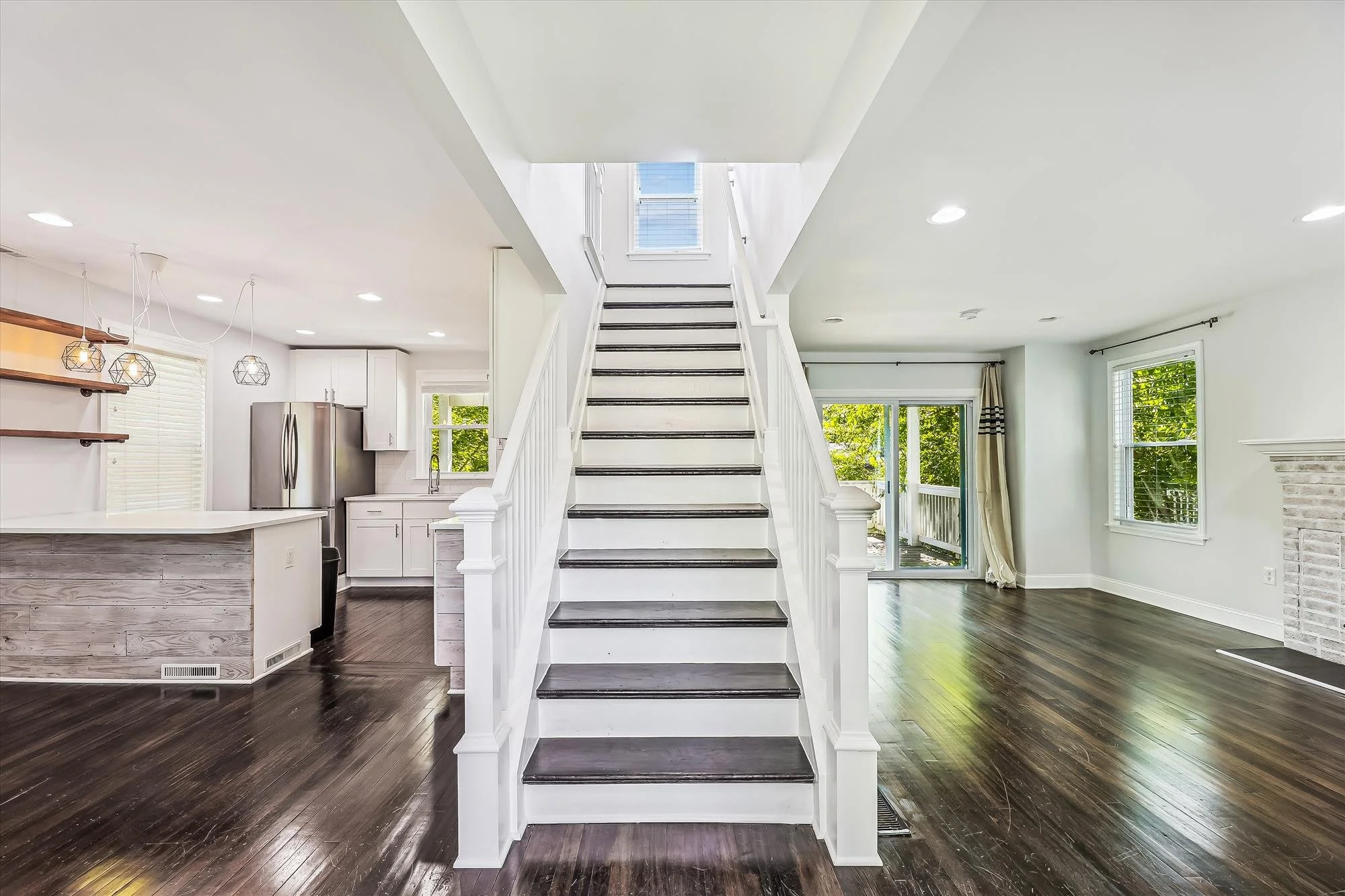 main level-foyer-a2820.jpg