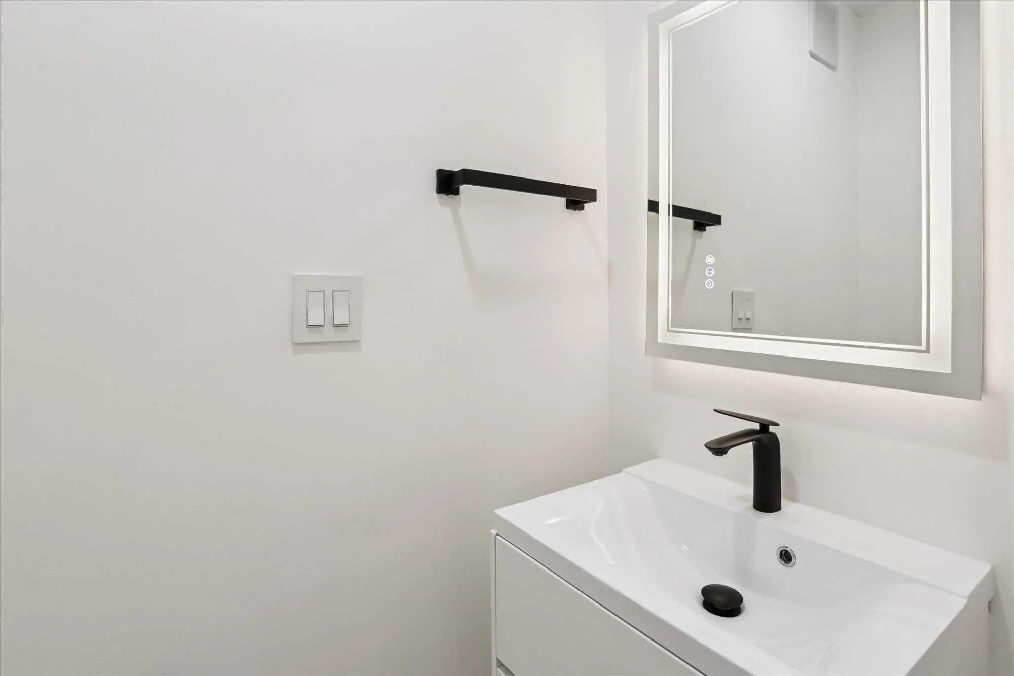interiors-powder room-_mg_4710.jpg