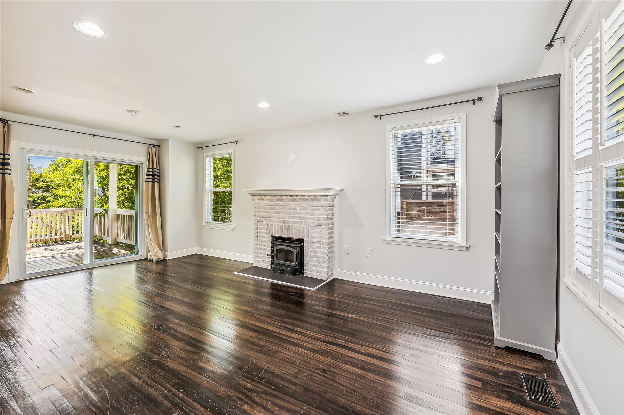 main level-living room-a2845.jpg