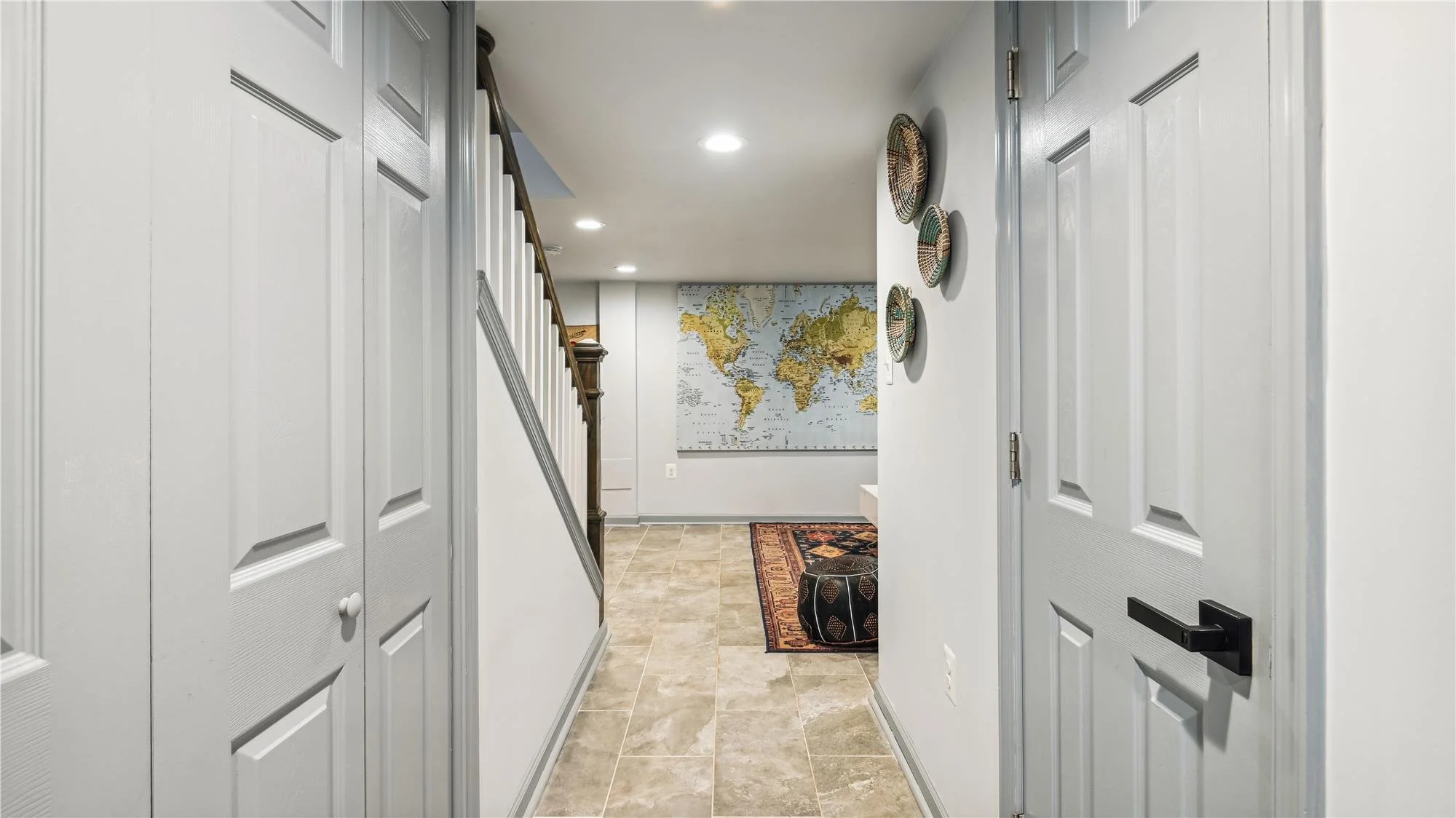 lower level-hall-_dsc3181.jpg