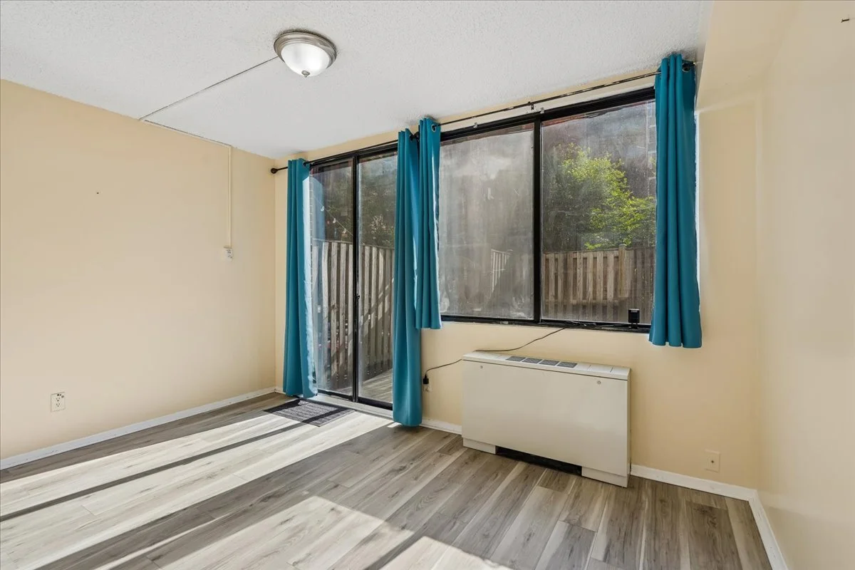 13-Primary Bedroom.jpg